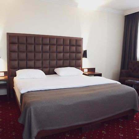 City Hotel Prizren Ngoại thất bức ảnh