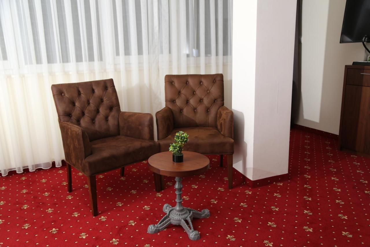 City Hotel Prizren Ngoại thất bức ảnh