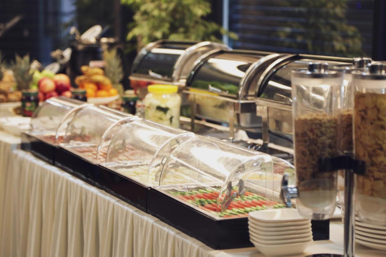 City Hotel Prizren Ngoại thất bức ảnh