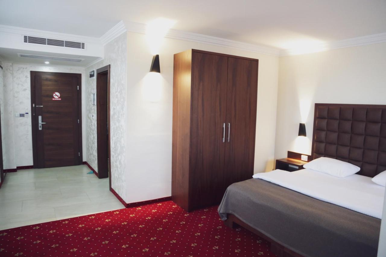 City Hotel Prizren Ngoại thất bức ảnh