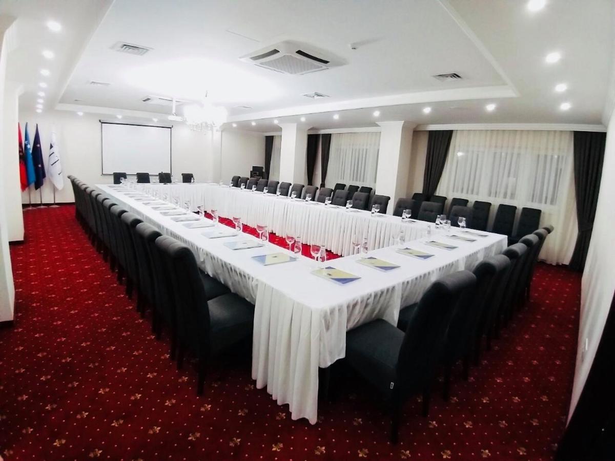 City Hotel Prizren Ngoại thất bức ảnh