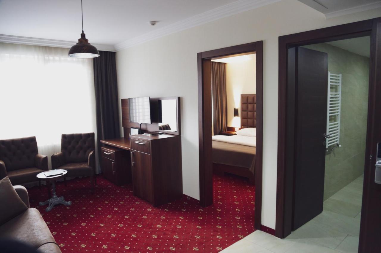 City Hotel Prizren Ngoại thất bức ảnh