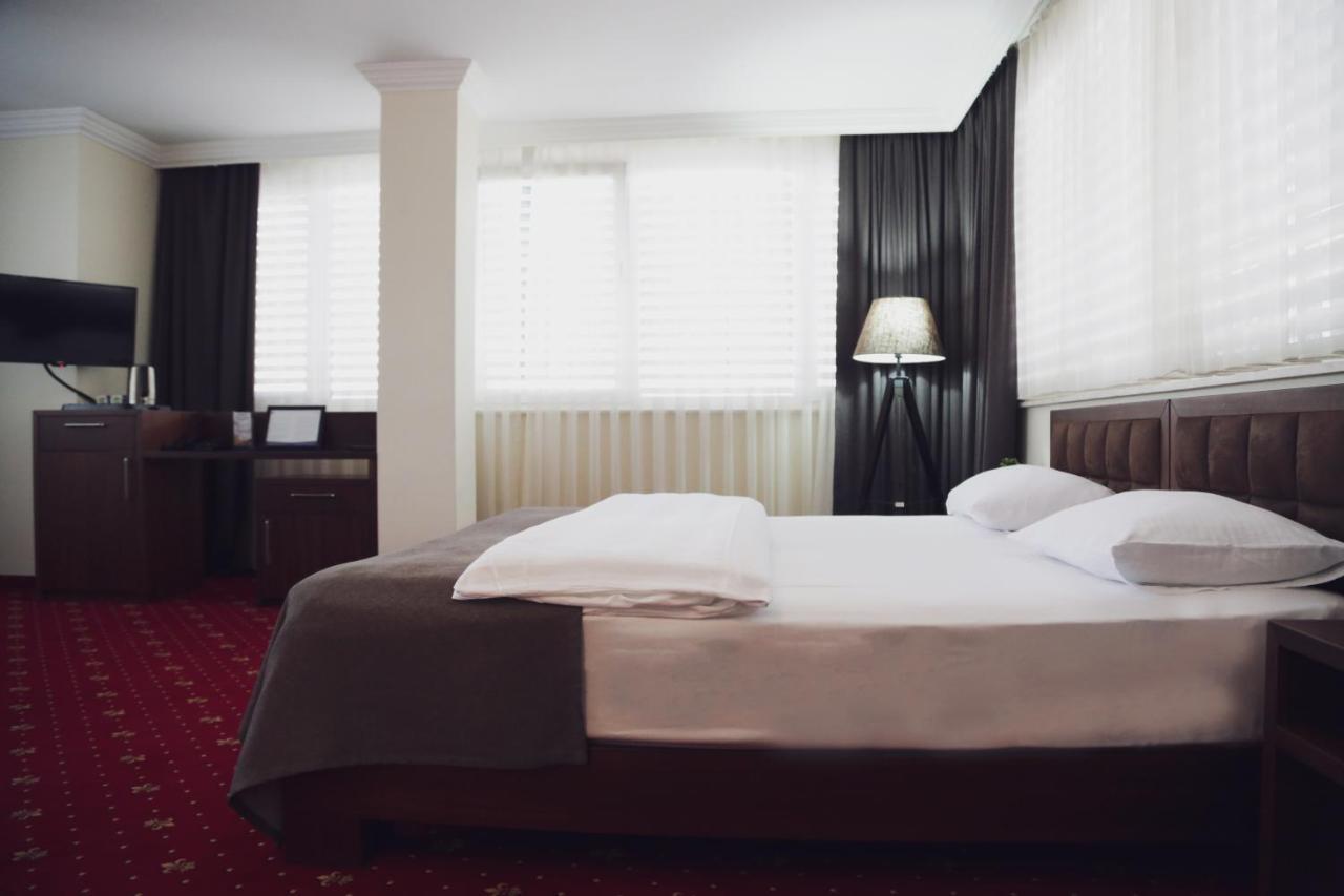 City Hotel Prizren Ngoại thất bức ảnh